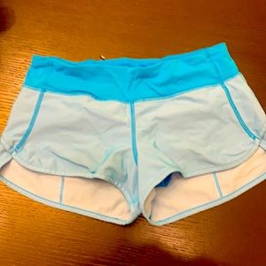 Lulu lemon speed up short sz 6